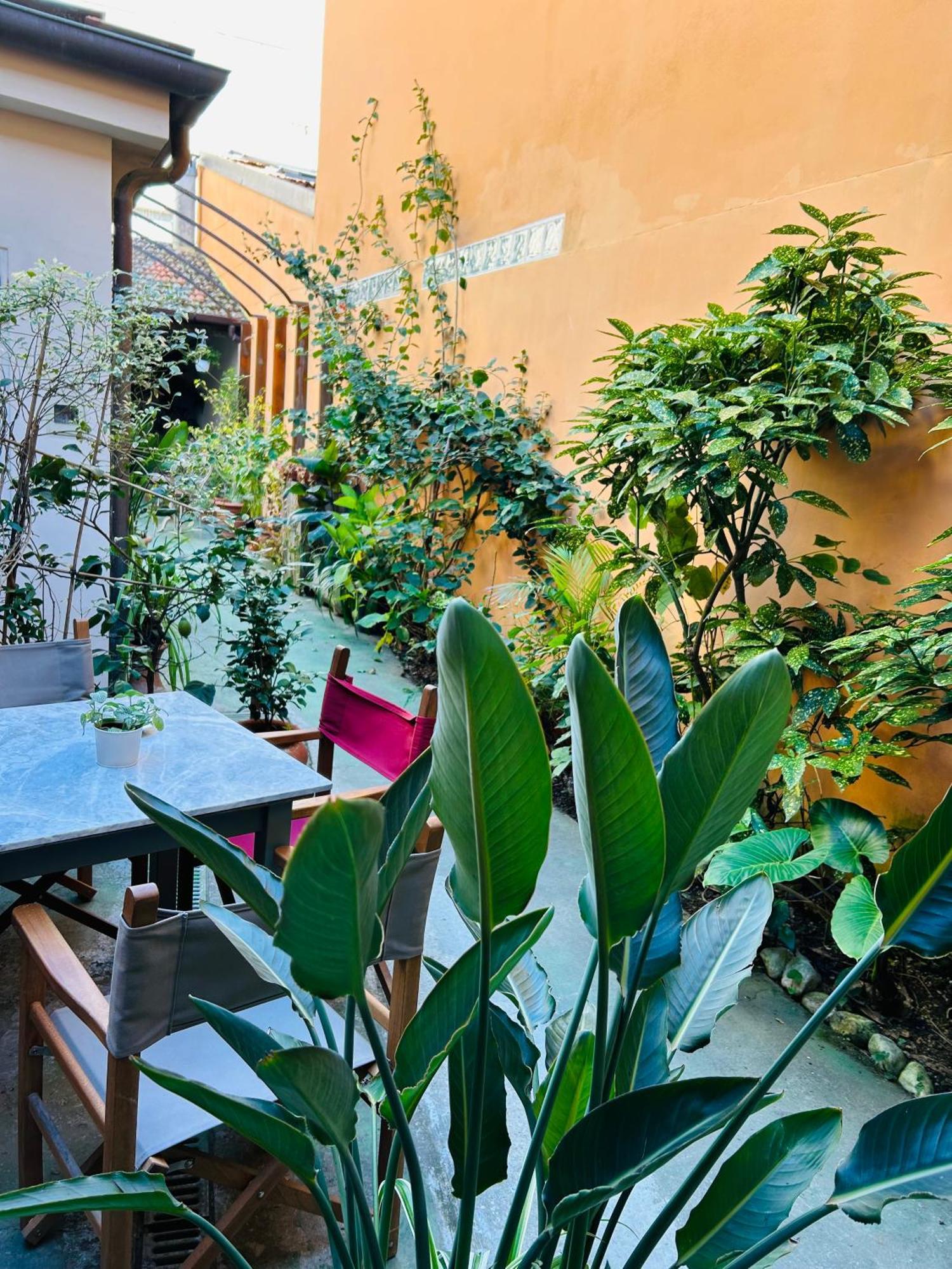 Art Hotel פיאטרה סנטה מראה חיצוני תמונה